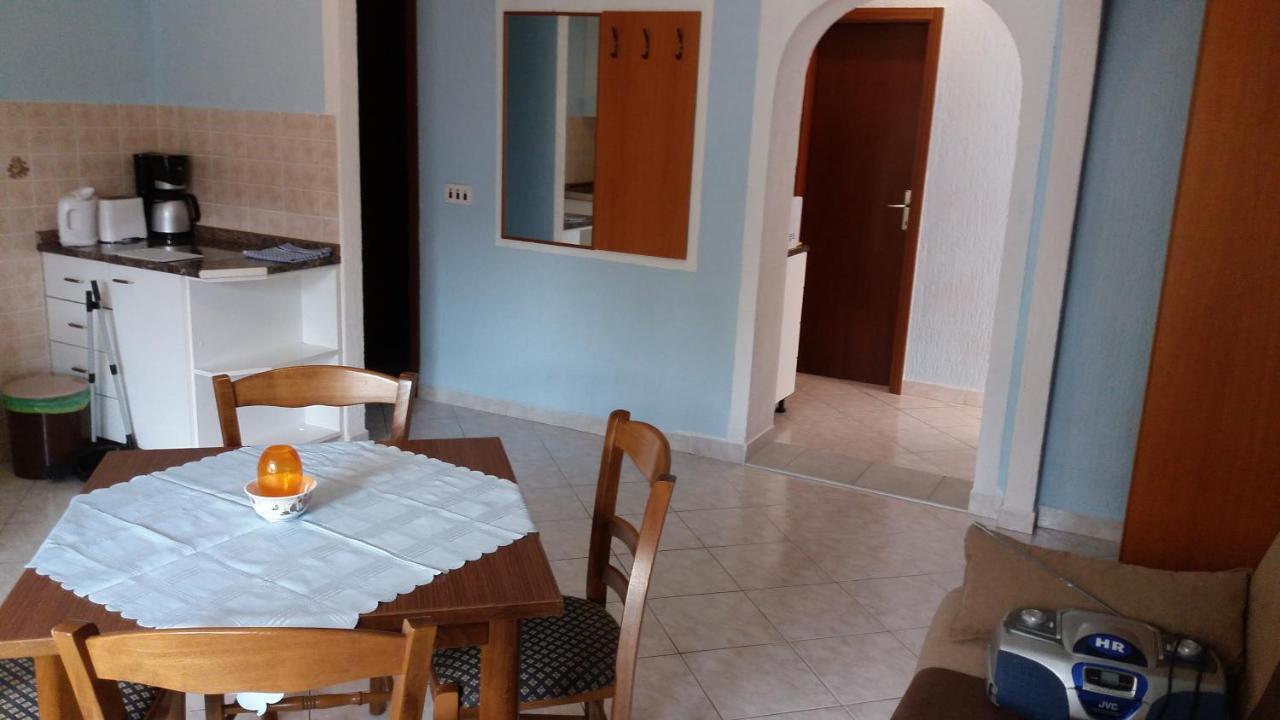 Apartmani Nina Crikvenica Kültér fotó